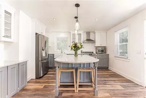 Kitchen - 189 Shore Rd, Westerly, RI 02891 photo 3 of 6