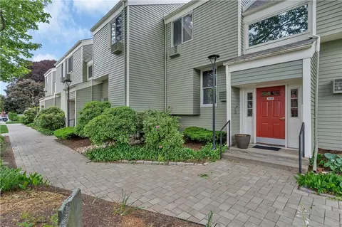 274 Main St #42, Providence, RI 02903