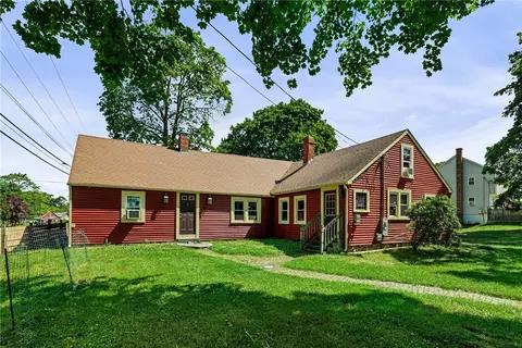 1707 Diamond Hill Rd, Cumberland, RI 02864