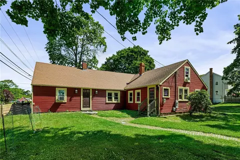 1707 Diamond Hill Rd, Cumberland, RI 02864