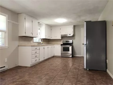 Kitchen - 68 Laurel Ave, Coventry, RI 02816 photo 1 of 2