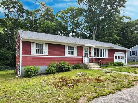 Exterior - 68 Laurel Ave, Coventry, RI 02816 photo 2 of 7