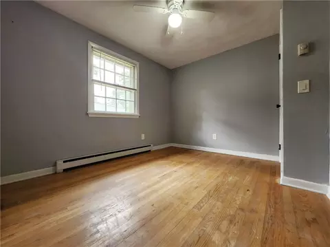 Bedroom - 68 Laurel Ave, Coventry, RI 02816 photo 7 of 11