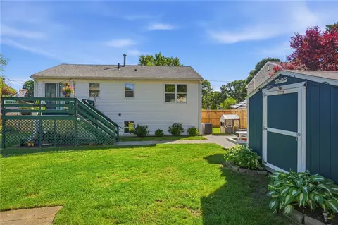 Exterior - 83 Holmes Rd, Warwick, RI 02888 photo 4 of 8
