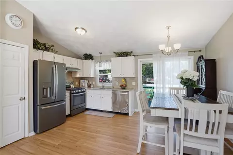 83 Holmes Rd, Warwick, RI 02888