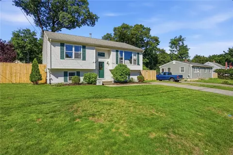 Exterior - 83 Holmes Rd, Warwick, RI 02888 photo 8 of 8