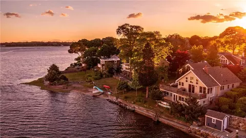 63 Teed Ave, Barrington, RI 02806