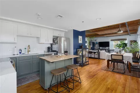494 Woonasquatucket Ave #404, North Providence, RI 02911