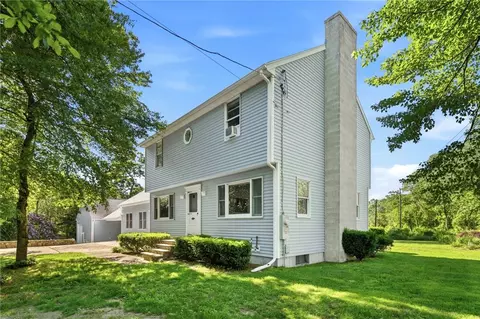 655 Saugatucket Rd, South Kingstown, RI 02879