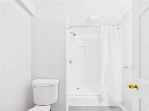 Bath - 119 Hemlock Rd, South Kingstown, RI 02879 photo 4 of 4