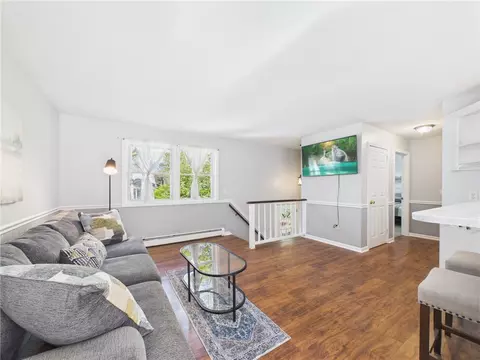 Living - 119 Hemlock Rd, South Kingstown, RI 02879 photo 2 of 3