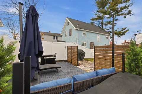 Exterior - 269 Bellman Ave, Warwick, RI 02889 photo 7 of 9