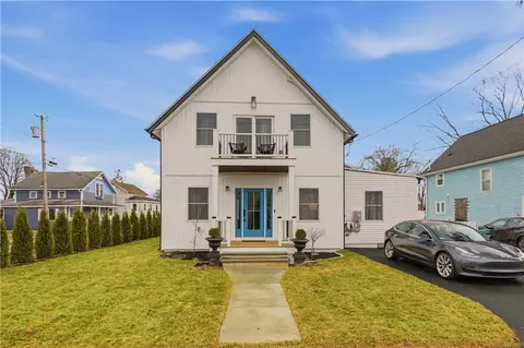 Exterior - 269 Bellman Ave, Warwick, RI 02889 photo 1 of 9