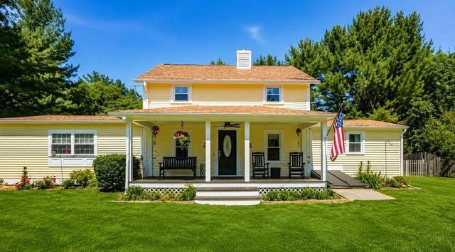 470 East Ave, Burrillville, RI 02830