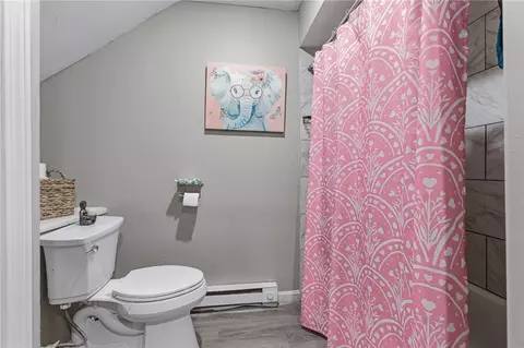 Bath - 428 9th Ave, Woonsocket, RI 02895 photo 4 of 4