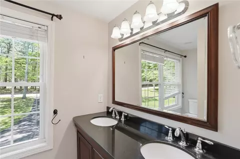 Bath - 71 Rolling Hill Dr, Exeter, RI 02822 photo 5 of 6