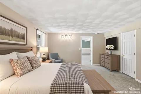 Bedroom - 71 Rolling Hill Dr, Exeter, RI 02822 photo 12 of 12