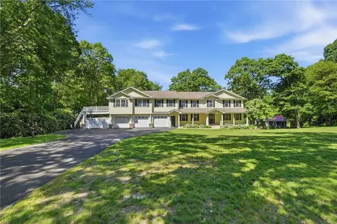 Exterior - 71 Rolling Hill Dr, Exeter, RI 02822 photo 2 of 11