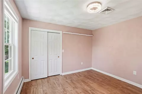 Bedroom - 71 Rolling Hill Dr, Exeter, RI 02822 photo 7 of 12