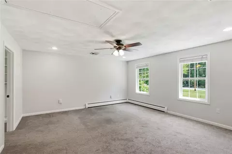 Bedroom - 71 Rolling Hill Dr, Exeter, RI 02822 photo 2 of 12