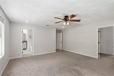 Bedroom - 71 Rolling Hill Dr, Exeter, RI 02822 photo 3 of 12