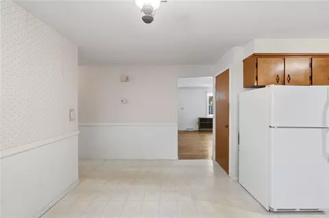 5 Lee Dr, Warren, RI 02885 photo 12