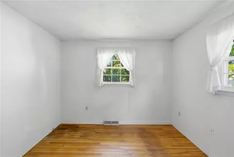 5 Lee Dr, Warren, RI 02885 photo 25