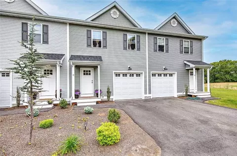 1485 Lonsdale Ave #C, Lincoln, RI 02865