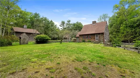 17 Burgess Rd, Foster, RI 02825