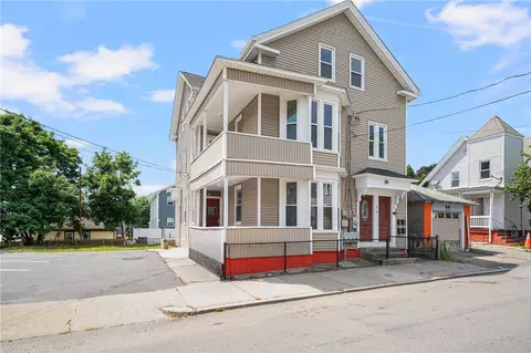 52 Erastus St, Providence, RI 02909