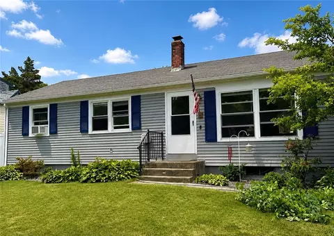 302 Shore Acres Ave, North Kingstown, RI 02852