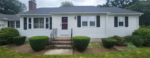 14 Cavalcade Blvd, Johnston, RI 02919