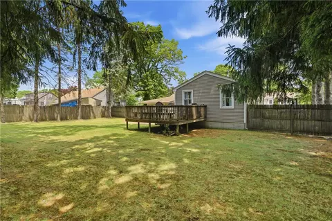 Exterior - 351 Maple St, Warwick, RI 02888 photo 5 of 9