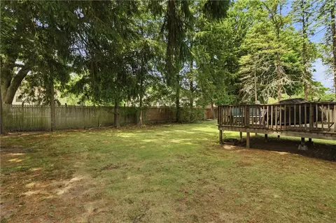 Exterior - 351 Maple St, Warwick, RI 02888 photo 6 of 9