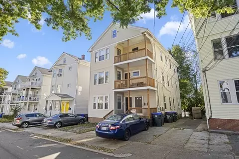 23 Richter St, Providence, RI 02908