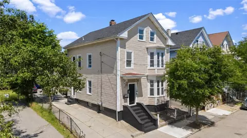 195 Bellevue Ave, Providence, RI 02907