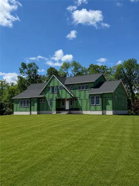 55 Carrs Ln, North Kingstown, RI 02852