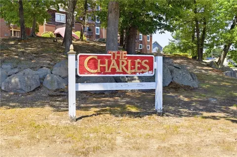 1190 Charles St #23, North Providence, RI 02904
