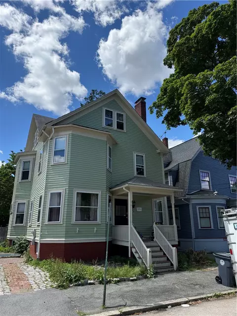 115 Keene St, Providence, RI 02906