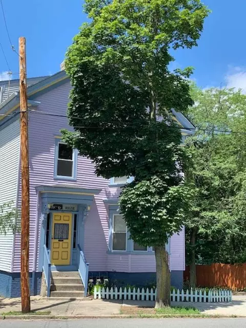 114 Camp St, Providence, RI 02906