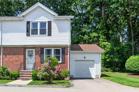 143 Oak Park Dr, North Providence, RI 02904