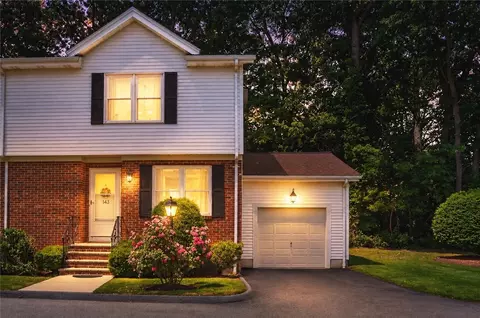 143 Oak Park Dr, North Providence, RI 02904