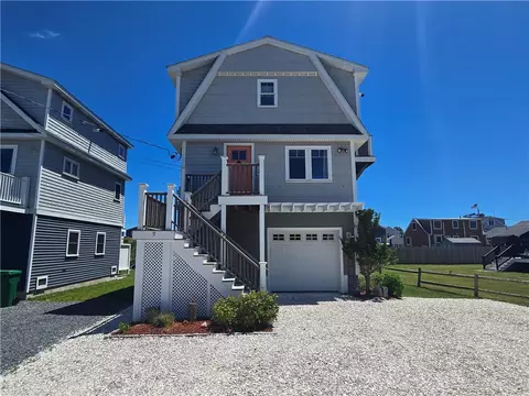 9 Arbeth Rd, Narragansett, RI 02879