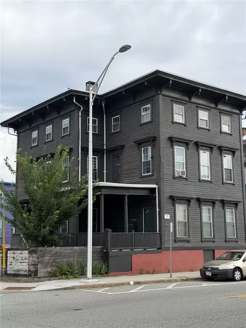 123 Elmwood Ave, Providence, RI 02907