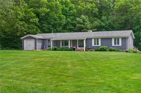 293 Byron Randall Rd, Scituate, RI 02857
