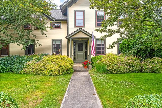 300 Kenyon Ave, South Kingstown, RI 02879