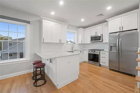 Kitchen - 1 Old County Village Way #E, Smithfield, RI 02917 photo 1 of 1