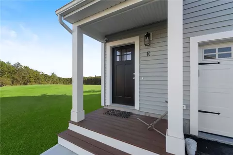 Exterior - 1 Old County Village Way #E, Smithfield, RI 02917 photo 3 of 6