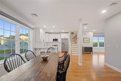 1 Old County Village Way #E, Smithfield, RI 02917