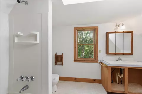Bath - 152 Hallville Rd, Exeter, RI 02822 photo 2 of 2